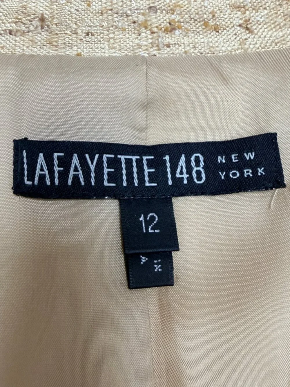 LAFAYETTE 148 NY Women's EUC 2-Button Silk-Blend Blazer | Size 12‎
